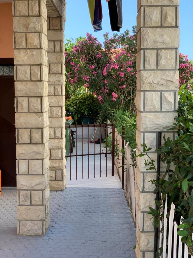 Apartman Vodice Ngoại thất bức ảnh