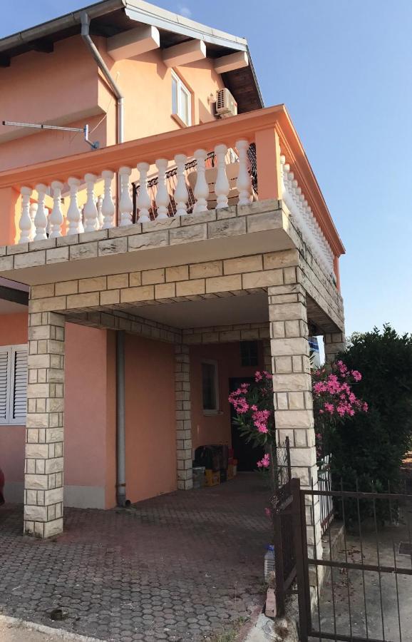 Apartman Vodice Ngoại thất bức ảnh